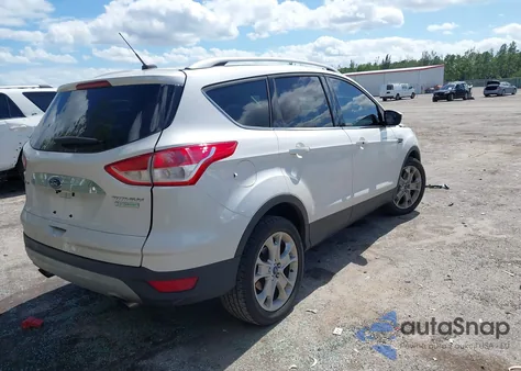 2015 Ford Escape Titanium from USA, damaged, VIN 1FMCU0J94FUA87655